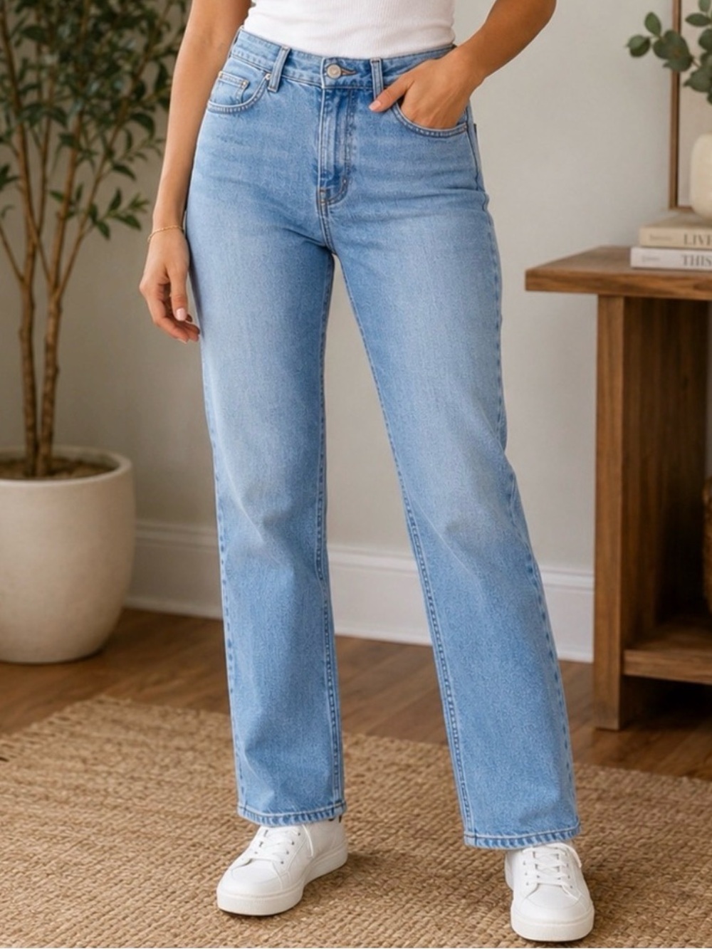 Old Navy Light Wash Straight Leg Jeans | Classic Denim | Like New